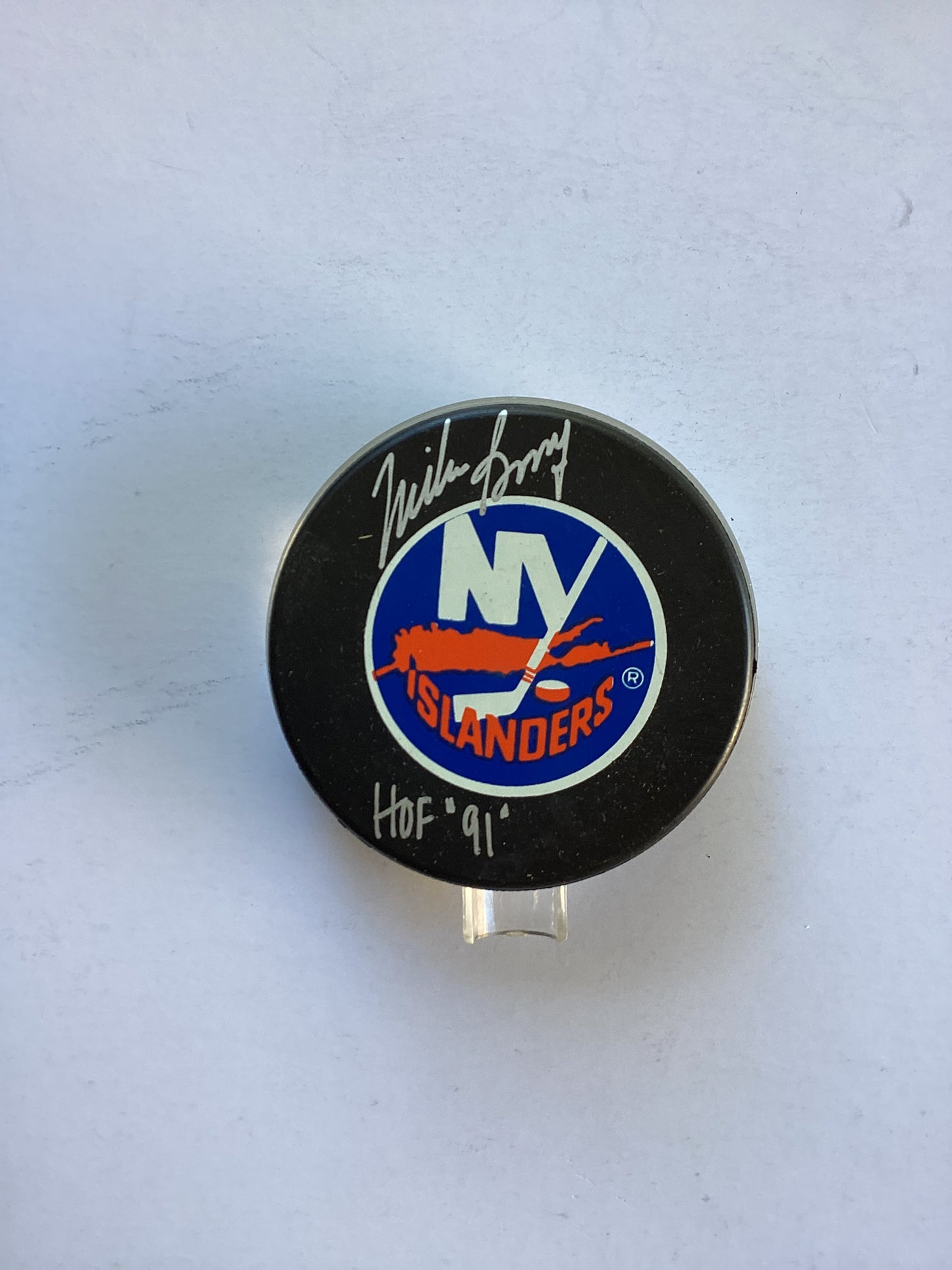 New York Islanders Signed Puck - Mike Bossy